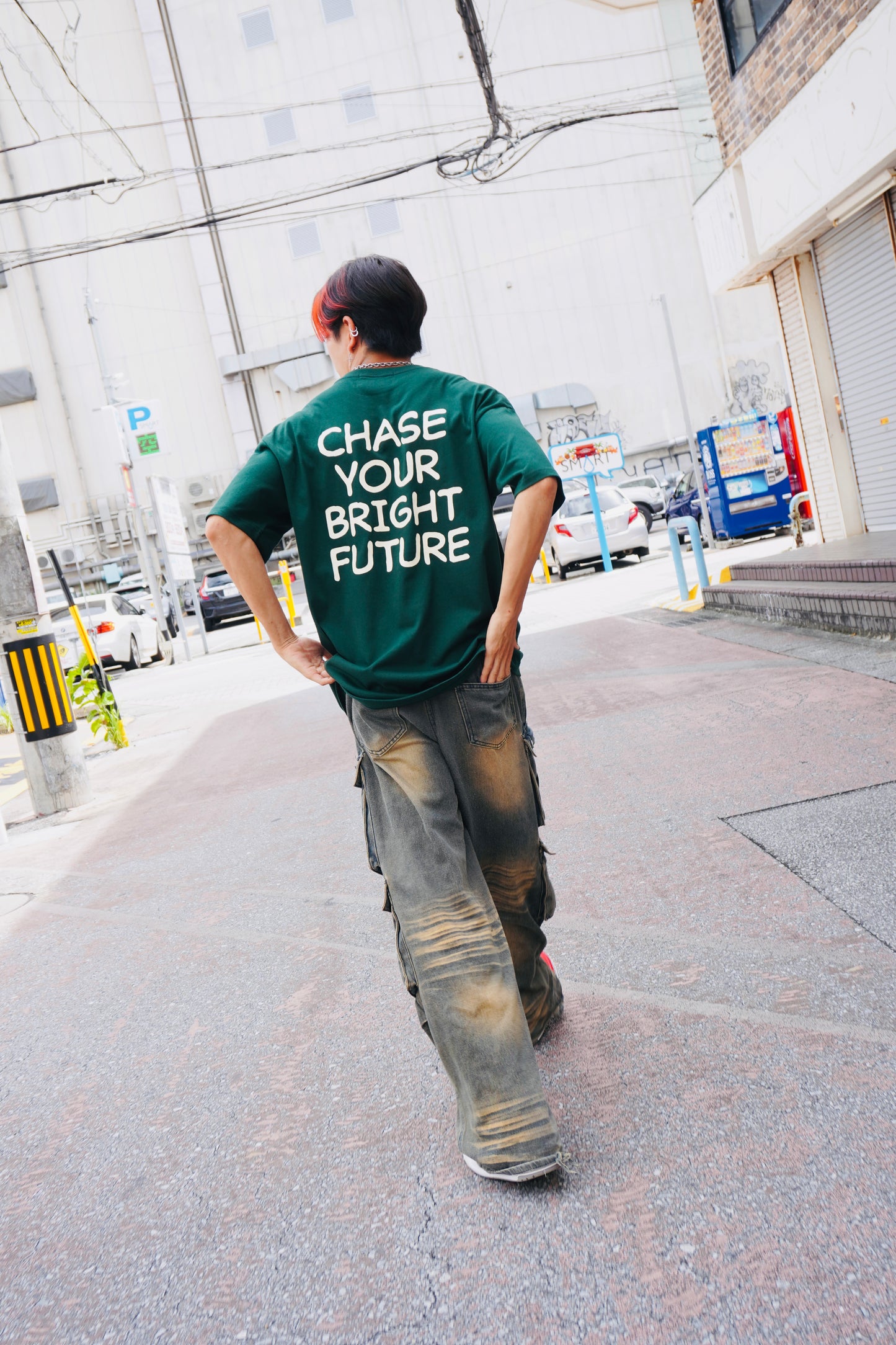 STANDARD T-SHIRT