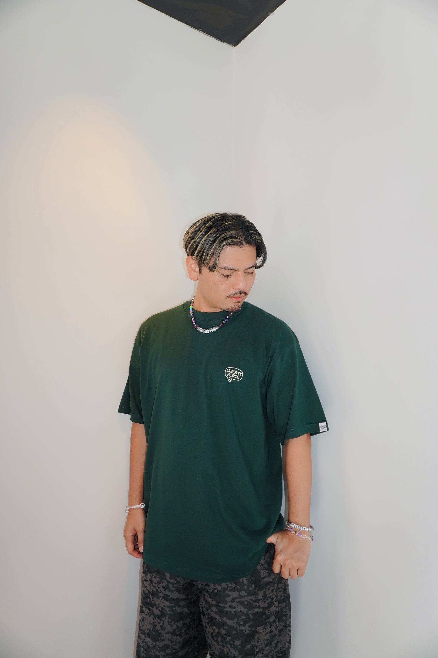 STANDARD T-SHIRT
