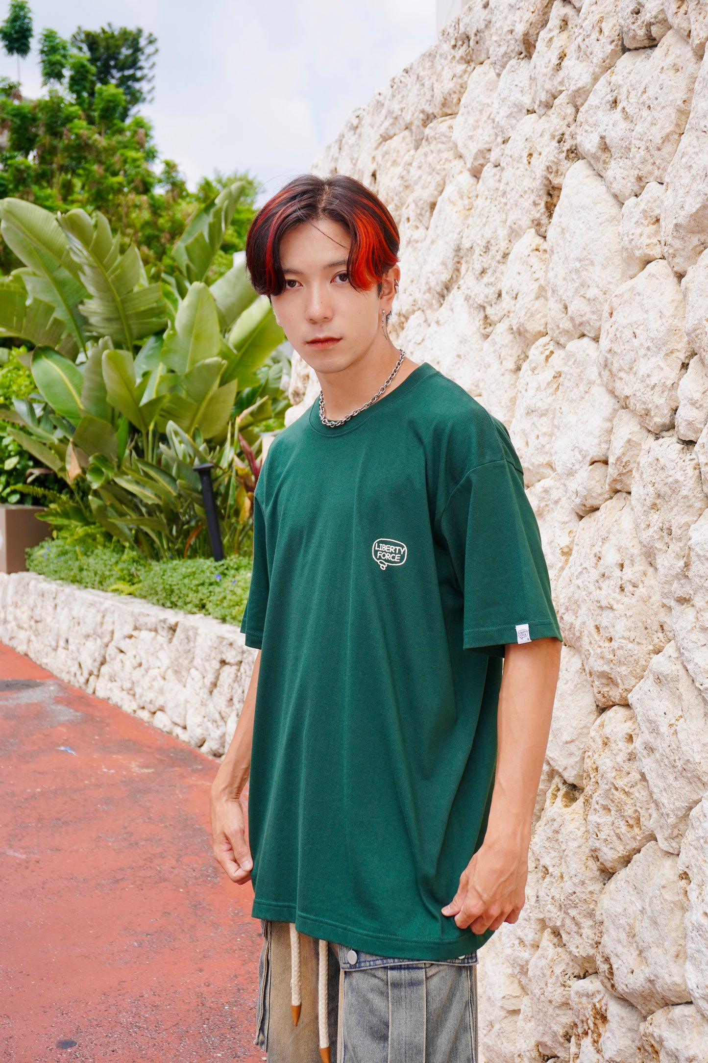 STANDARD T-SHIRT