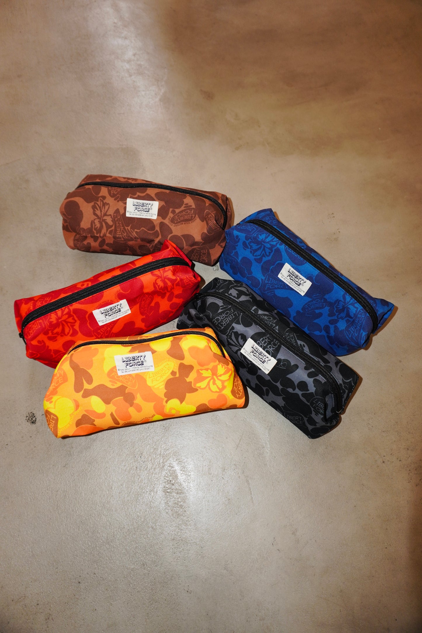 POUCH