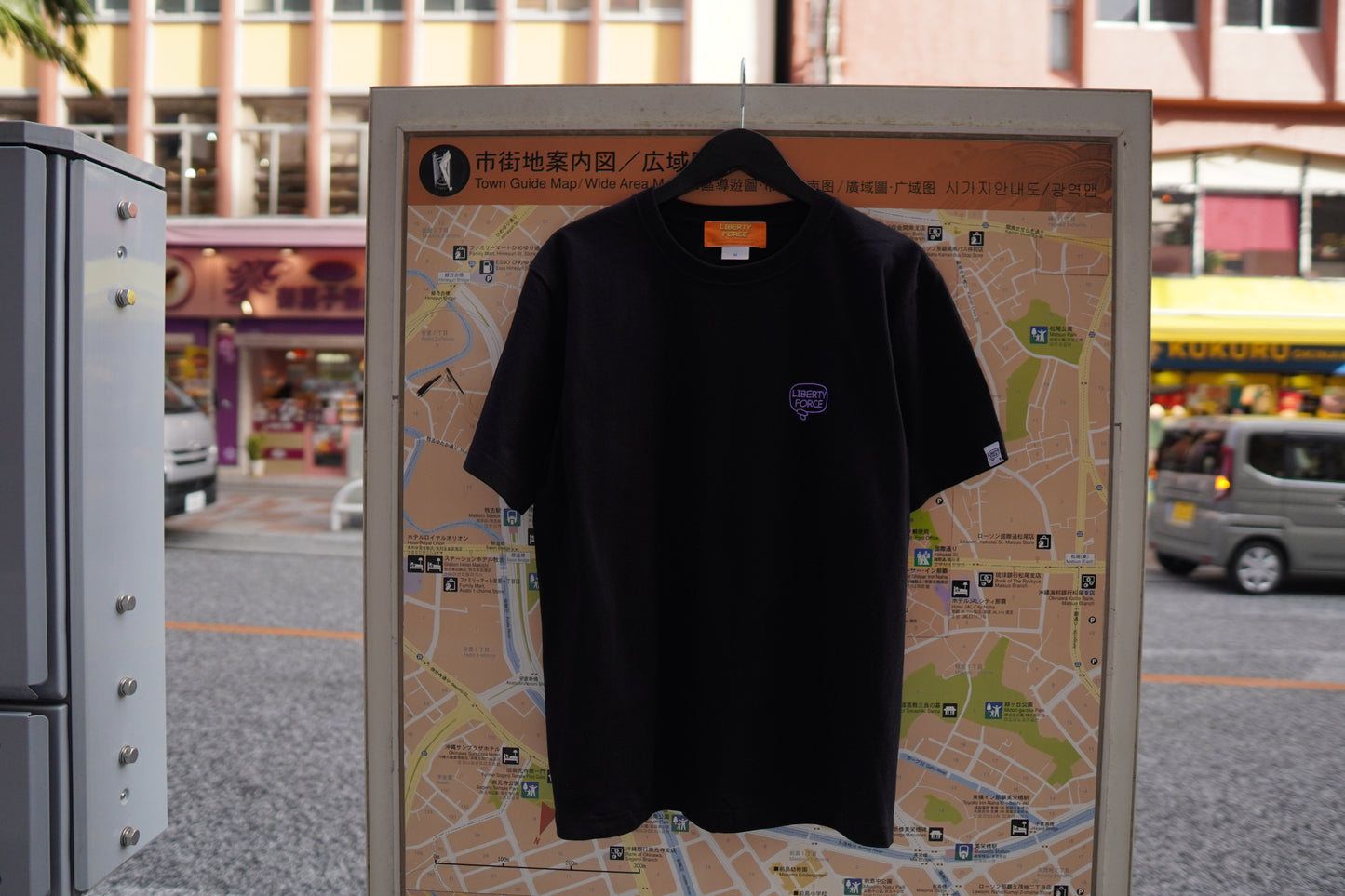 STANDARD T-SHIRT