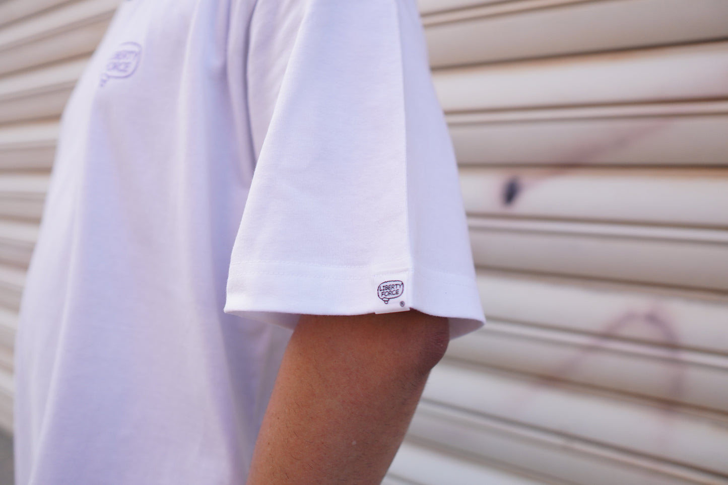 STANDARD T-SHIRT