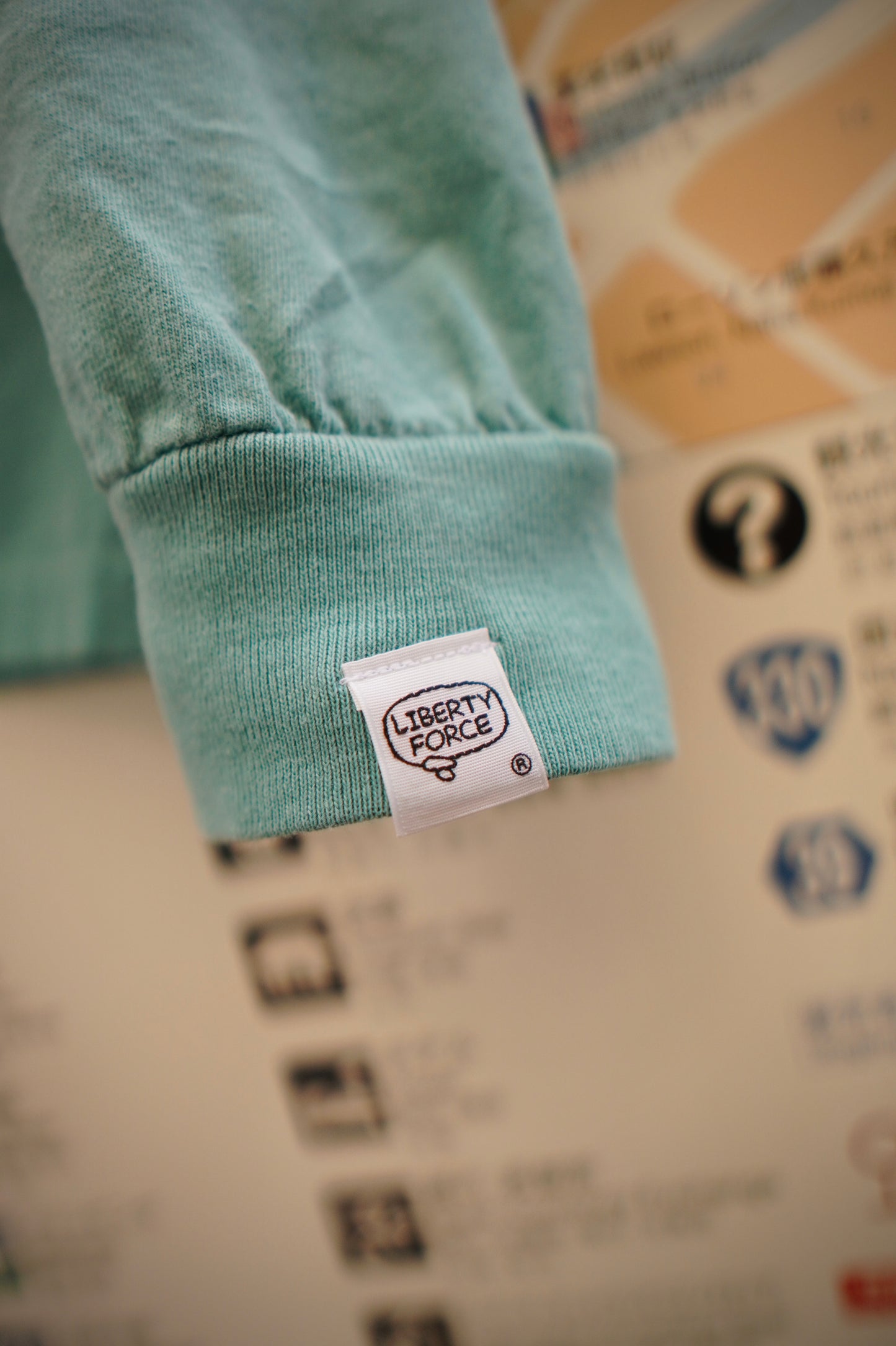 BUTTERFLY LONG SLEEVE T-SHIRT 【2/7までの限定販売】